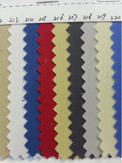 DG-RGFA  滌棉細斜紋  底網斜 138*72 細節-2